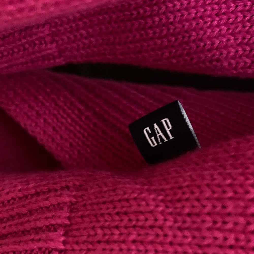 GAP Vibrant Fuchsia Crew Neck Sweater - Picture 8 of 8